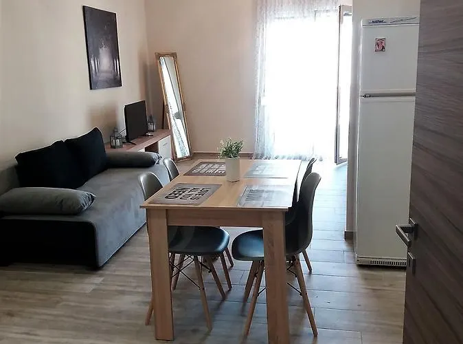 La Maison De Sophie Кавала
